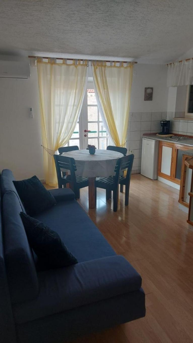 Apartment Brane Bol Eksteriør bilde
